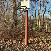 Bild vom Spielplatz anzeigen.