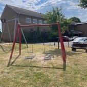 Bild vom Spielplatz anzeigen.