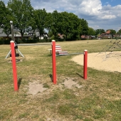 Bild vom Spielplatz anzeigen.