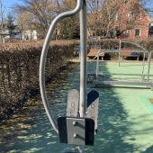 Bild vom Spielplatz anzeigen.