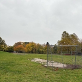 Bild vom Spielplatz anzeigen.