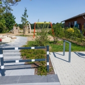 Bild vom Spielplatz anzeigen.