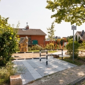 Bild vom Spielplatz anzeigen.