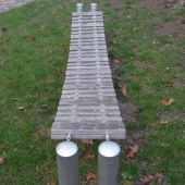 Bild vom Spielplatz anzeigen.