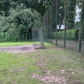 Bild vom Spielplatz anzeigen.