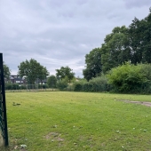 Bild vom Spielplatz anzeigen.