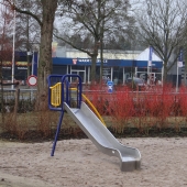 Bild vom Spielplatz anzeigen.