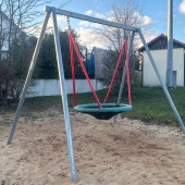 Bild vom Spielplatz anzeigen.