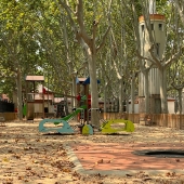 Bild vom Spielplatz anzeigen.