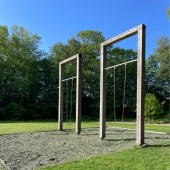 Bild vom Spielplatz anzeigen.