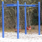 Bild vom Spielplatz anzeigen.