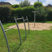Bild vom Spielplatz anzeigen.