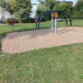 Bild vom Spielplatz anzeigen.