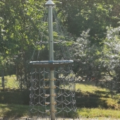 Bild vom Spielplatz anzeigen.