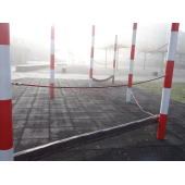 Bild vom Spielplatz anzeigen.