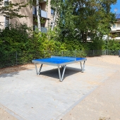 Bild vom Spielplatz anzeigen.