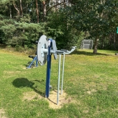 Bild vom Spielplatz anzeigen.