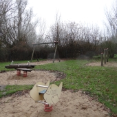 Bild vom Spielplatz anzeigen.