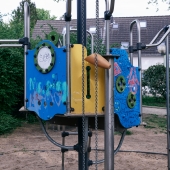 Bild vom Spielplatz anzeigen.