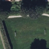 Bild vom Spielplatz anzeigen.