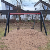 Bild vom Spielplatz anzeigen.