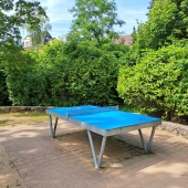 Bild vom Spielplatz anzeigen.