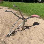 Bild vom Spielplatz anzeigen.