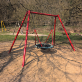 Bild vom Spielplatz anzeigen.