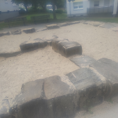 Bild vom Spielplatz anzeigen.