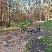 Bild vom Spielplatz anzeigen.