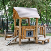 Bild vom Spielplatz anzeigen.