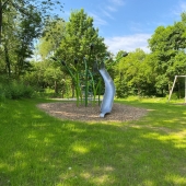Bild vom Spielplatz anzeigen.