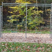 Bild vom Spielplatz anzeigen.