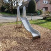 Bild vom Spielplatz anzeigen.