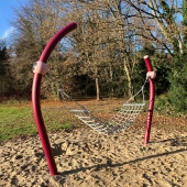 Bild vom Spielplatz anzeigen.