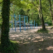 Bild vom Spielplatz anzeigen.