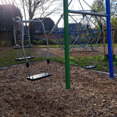 Bild vom Spielplatz anzeigen.