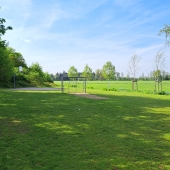 Bild vom Spielplatz anzeigen.
