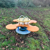 Bild vom Spielplatz anzeigen.