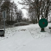 Bild vom Spielplatz anzeigen.