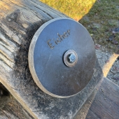 Bild vom Spielplatz anzeigen.