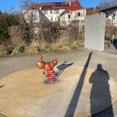 Bild vom Spielplatz anzeigen.