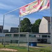 Bild vom Spielplatz anzeigen.