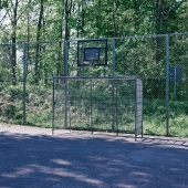 Bild vom Spielplatz anzeigen.
