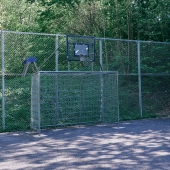 Bild vom Spielplatz anzeigen.