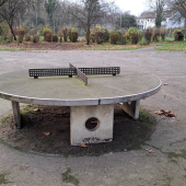 Bild vom Spielplatz anzeigen.