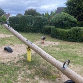 Bild vom Spielplatz anzeigen.