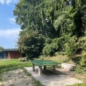 Bild vom Spielplatz anzeigen.