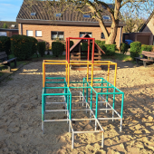 Bild vom Spielplatz anzeigen.