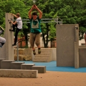 Bild vom Spielplatz anzeigen.